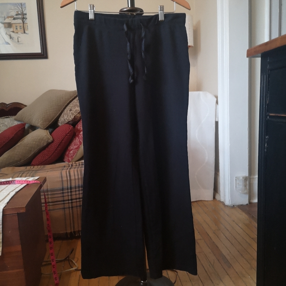 3/$20 Woolworths black sweatpants